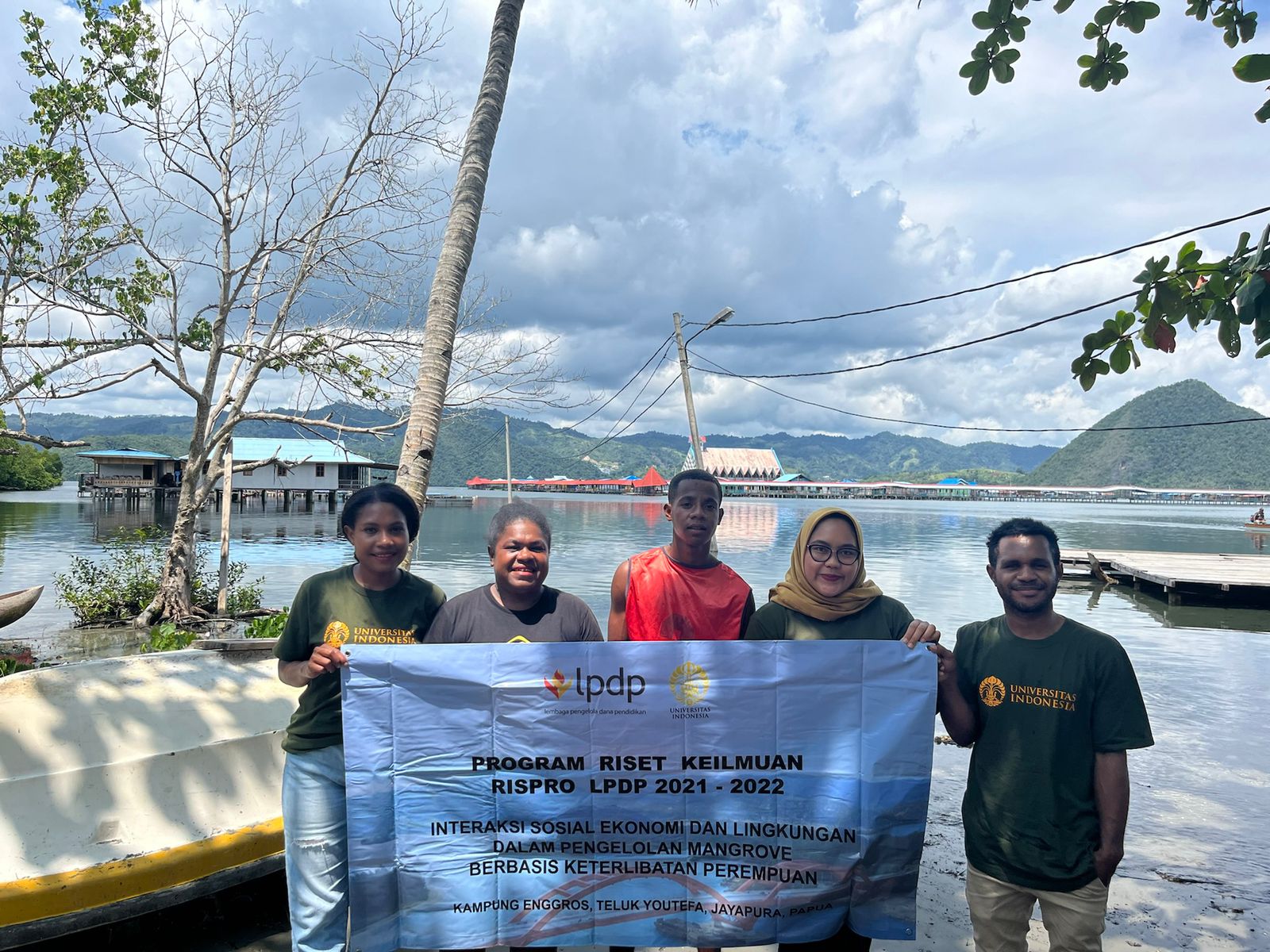 Riset Ilmu Lingkungan UI : Hutan  Perempuan Suku Enggros Papua dalam Kondisi Tercemar dan Kritis